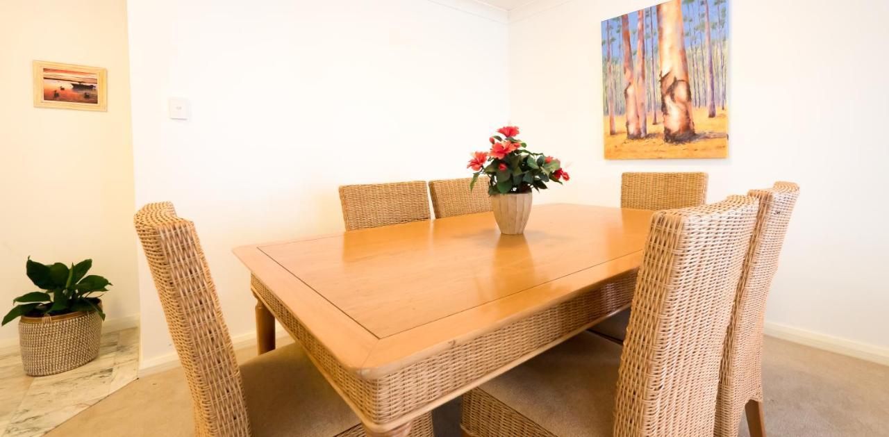 Victoria Square Apartments Gold Coast Exterior foto
